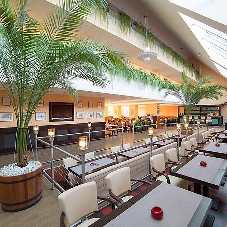 Art Hotel Superior 잘라카로쉬 외부 사진