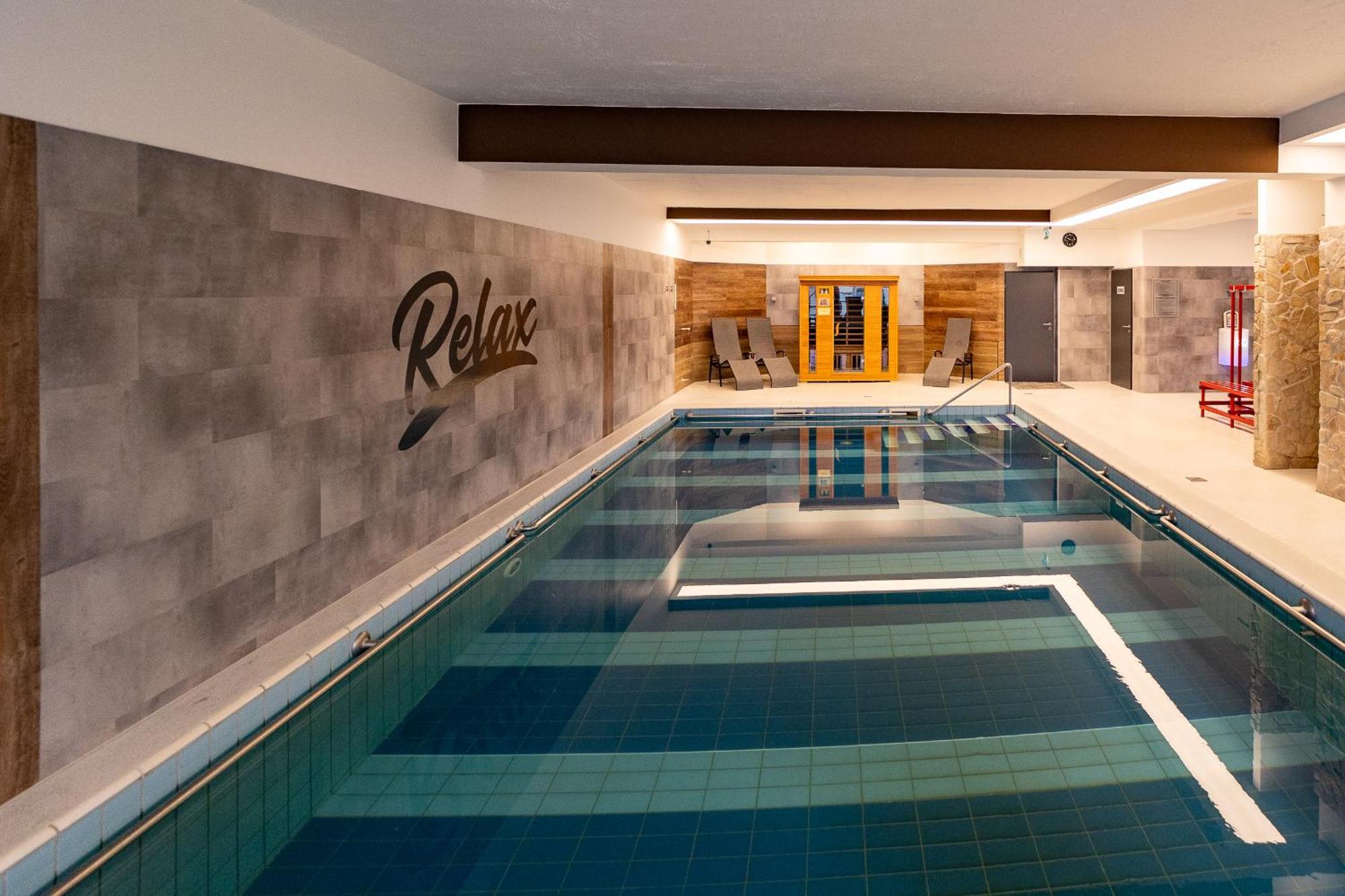 Art Hotel Superior 잘라카로쉬 외부 사진